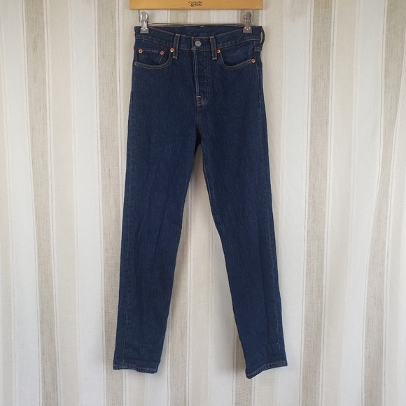 Levi's Premium High‎ Waisted Button Fly Straight Leg Jeans Size 25 - Picture 1 of 12